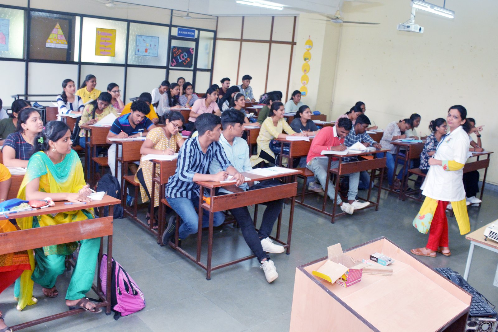 5138imguf_Classroom